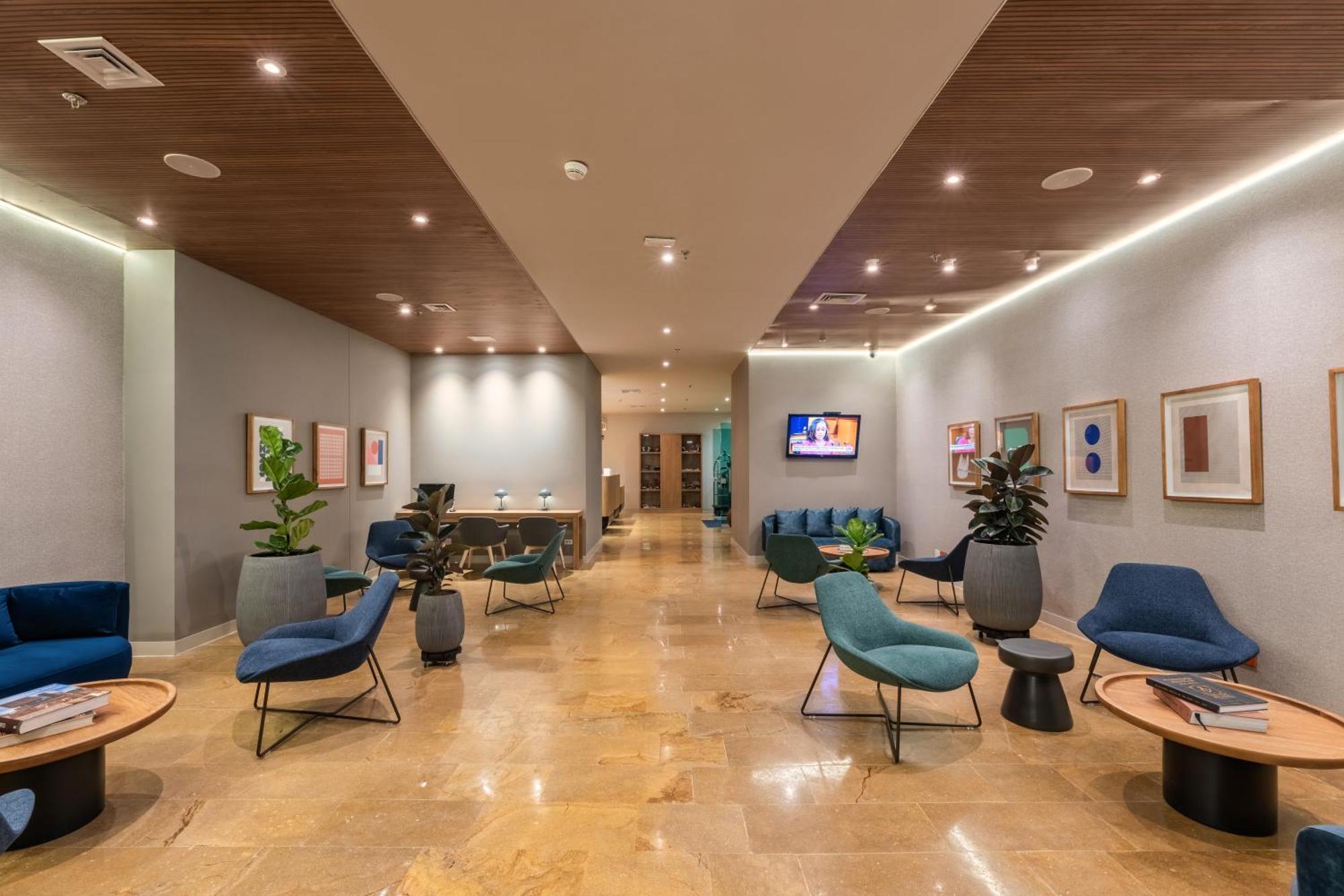 Hotel Holiday Inn Express & Suites Medellin By Ihg Kültér fotó